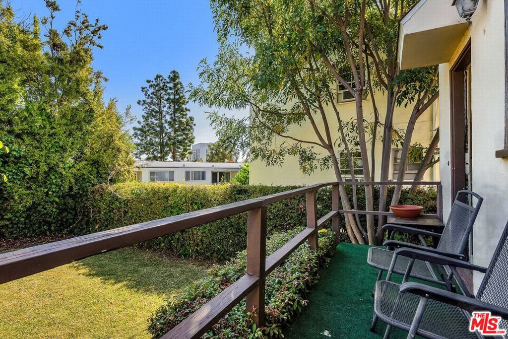 614 Midvale Avenue
