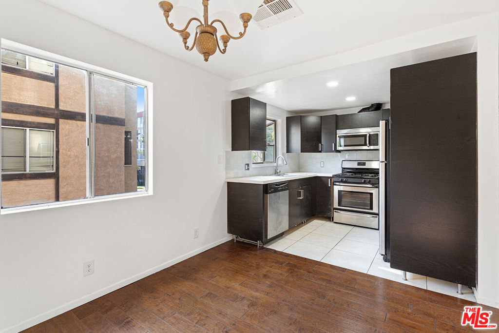 1628 N Formosa Avenue A