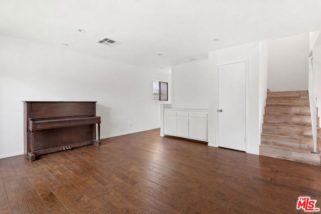 1628 N Formosa Avenue A