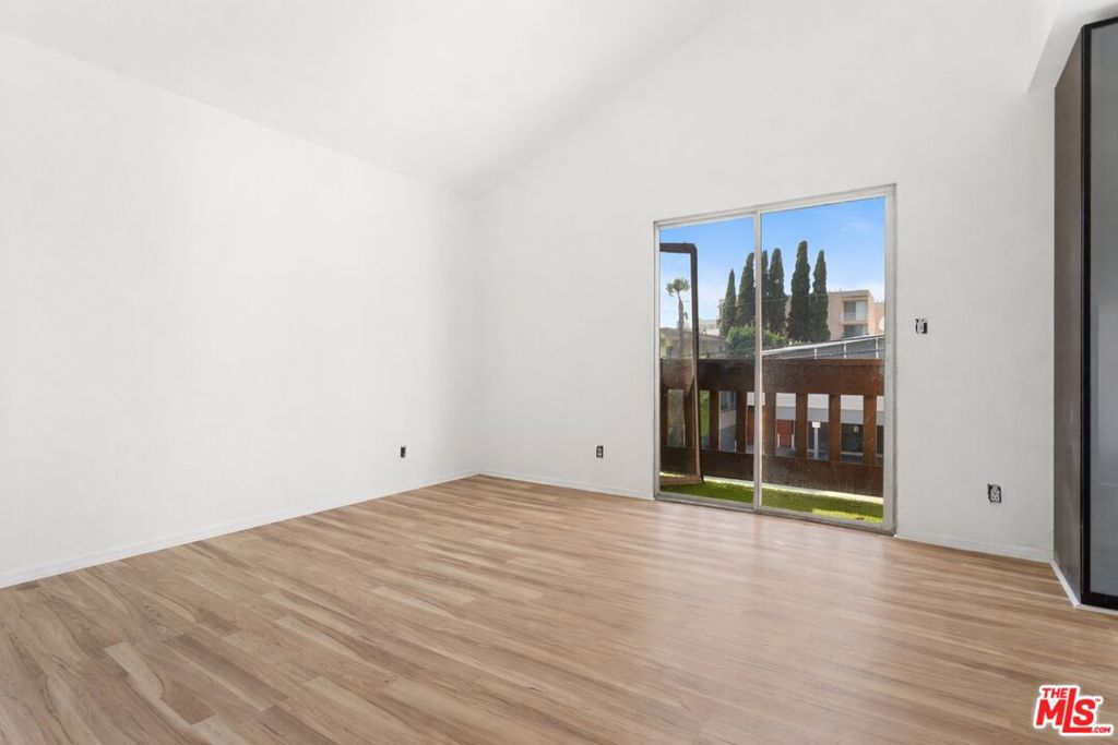 1628 N Formosa Avenue A