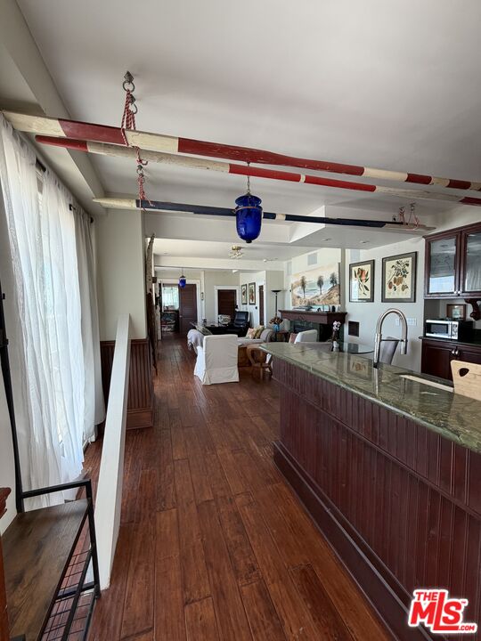 24000 Malibu Road Unit: East