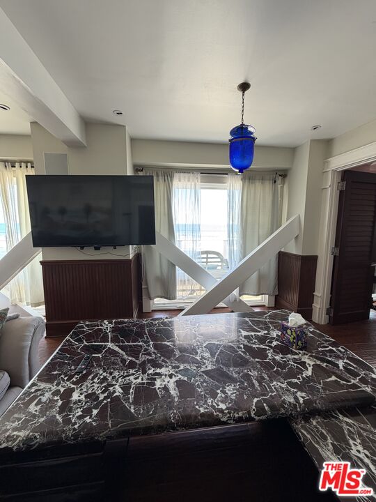 24000 Malibu Road Unit: East