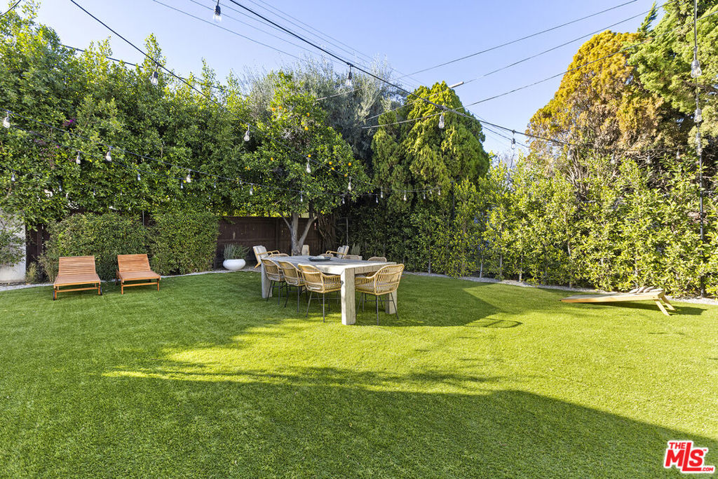 409 N Kilkea Drive