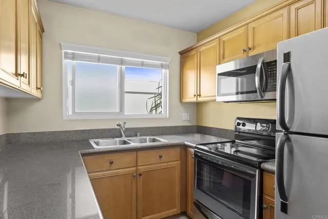 6666 Beadnell Way Unit 27