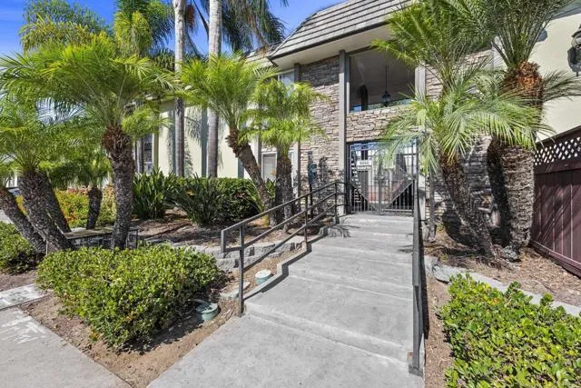 6666 Beadnell Way Unit 27
