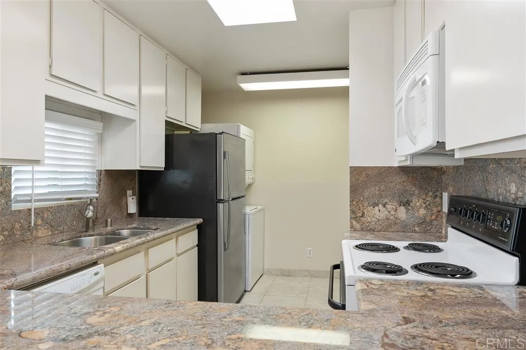 429 S Sierra Ave Unit 334