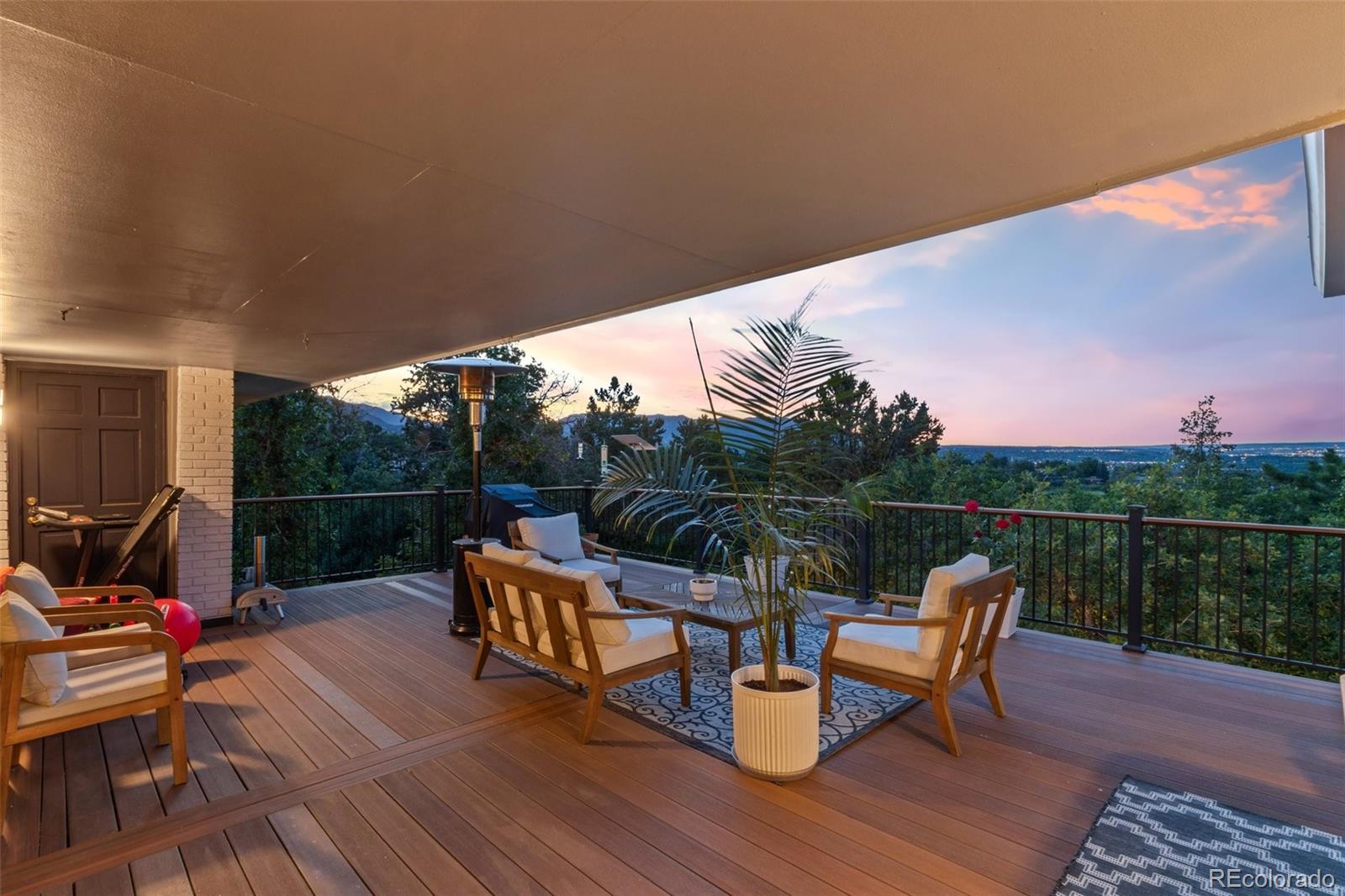 1510 Stardust Drive