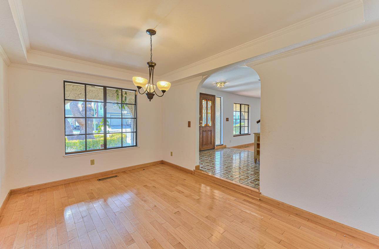 385 Spring Hill Drive