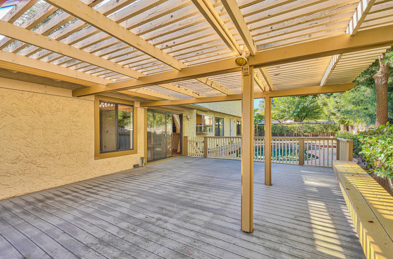 385 Spring Hill Drive