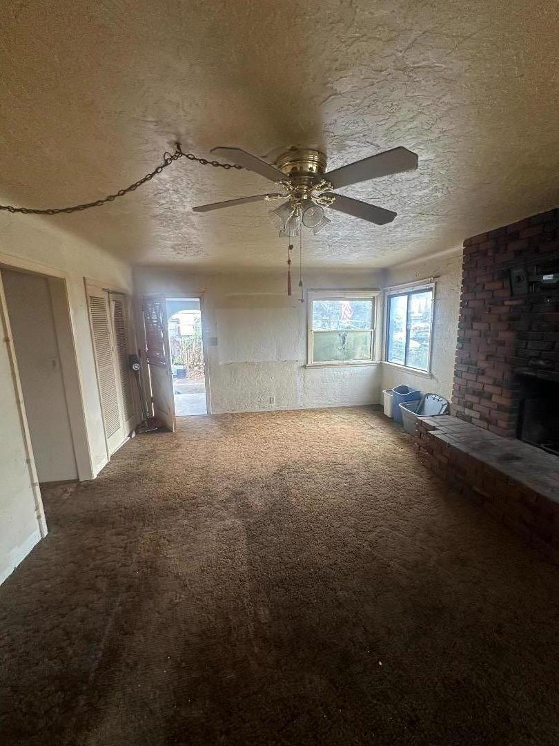 366 Cureton Place
