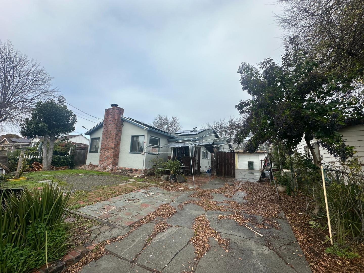366 Cureton Place