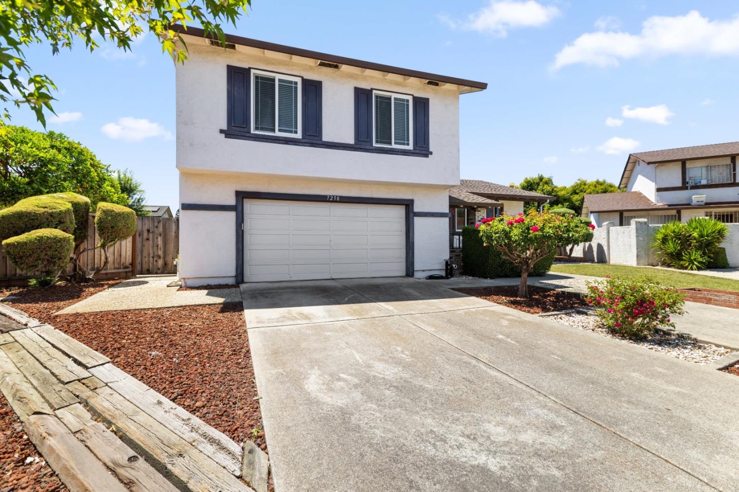 7250 Trenton PL