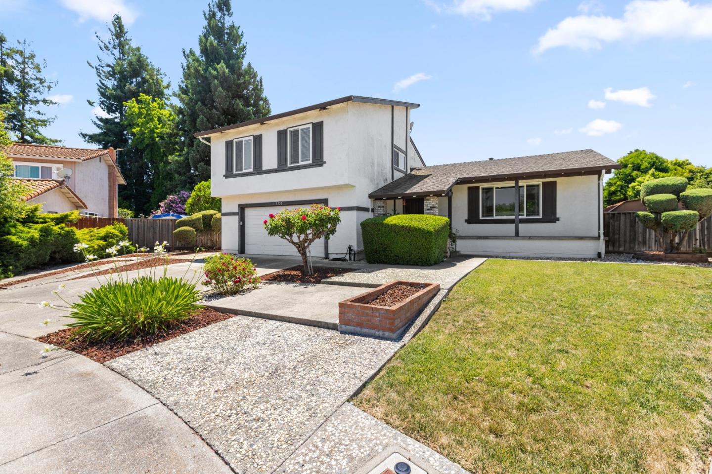 7250 Trenton PL