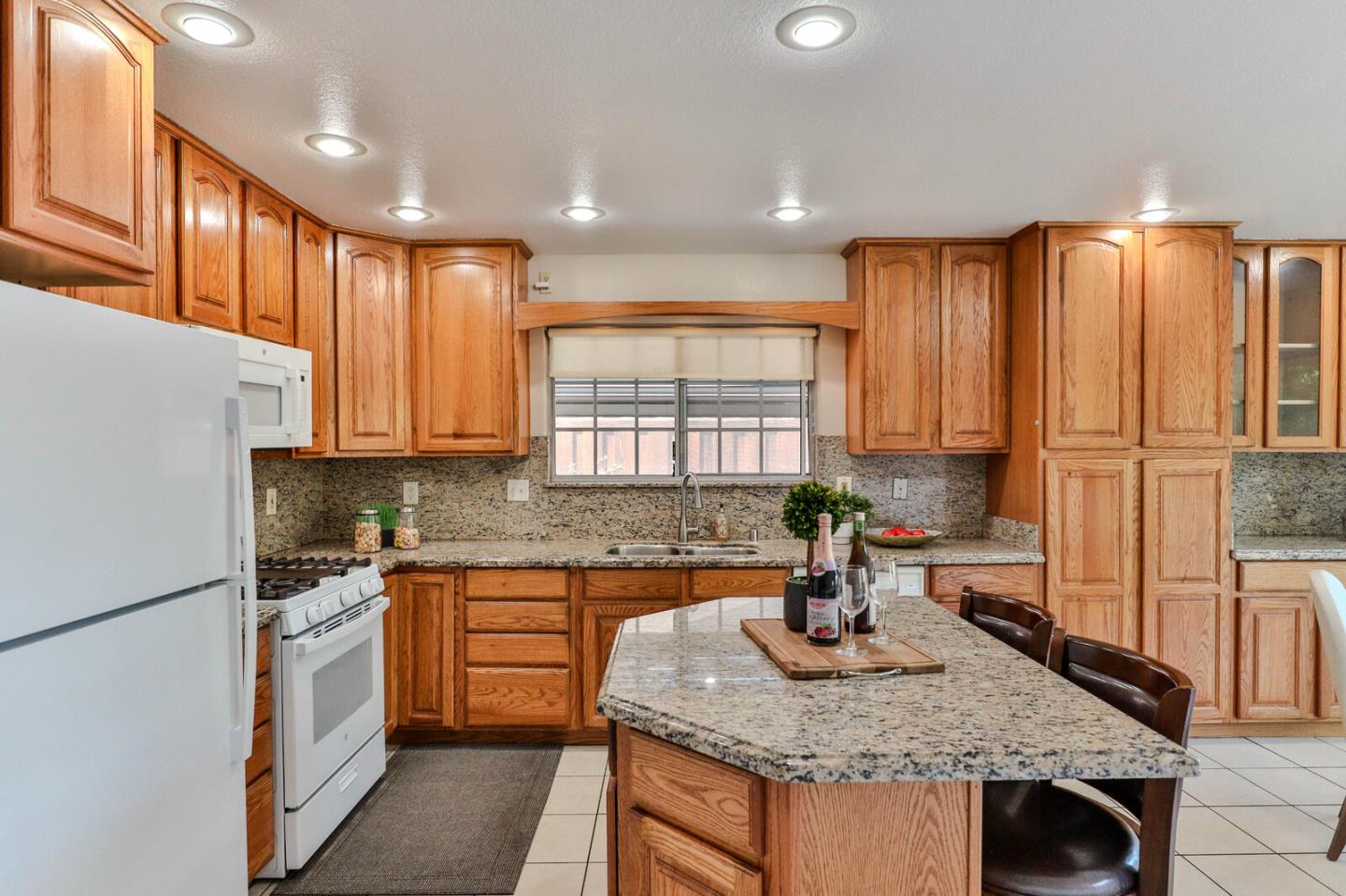 29 Gosford CT