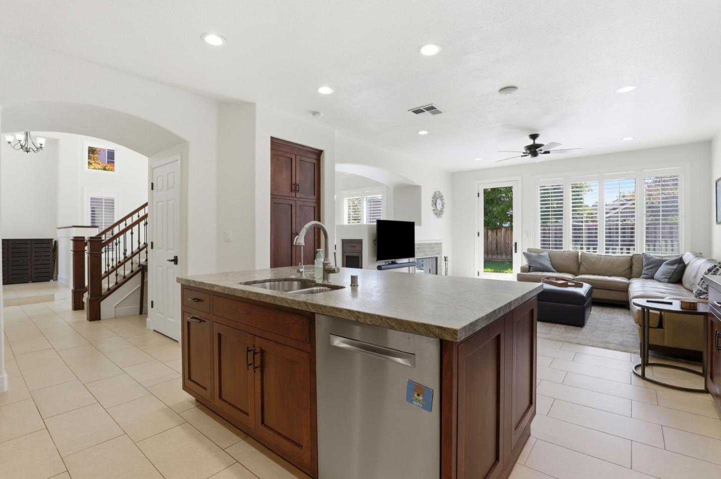 1510 Sunrise Drive