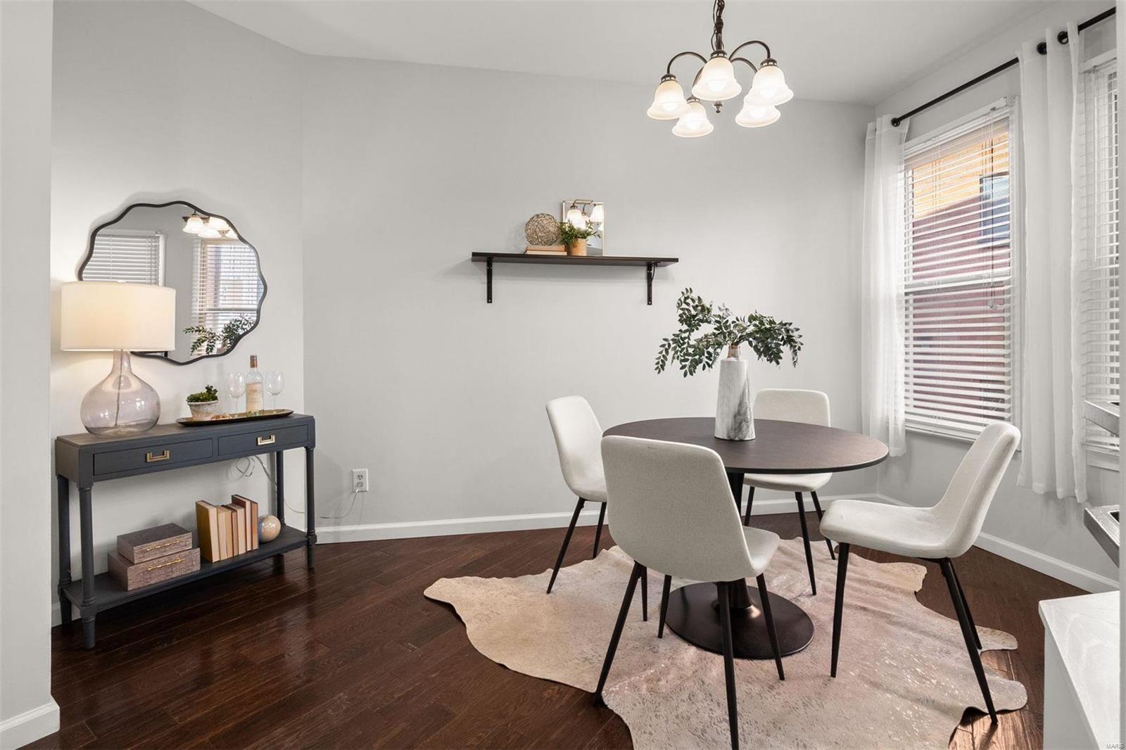 4520 W Pine Boulevard Unit: 3