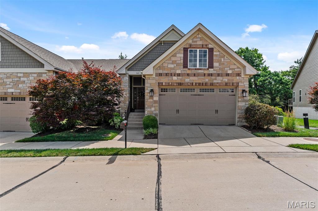 512 Trevi Lane