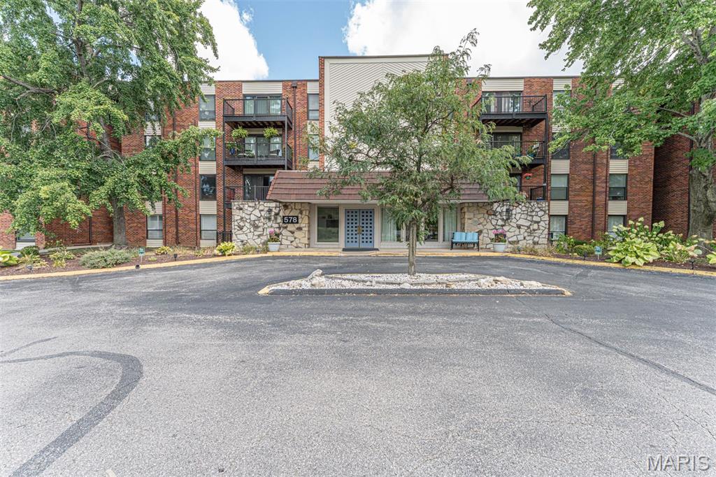 578 Sarah Lane Unit: 405