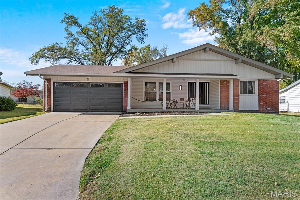 2490 Yorkshire Drive