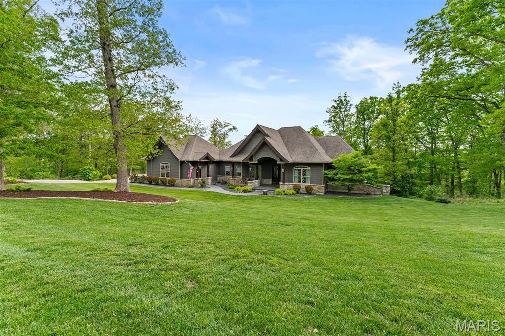24 Kniess Court
