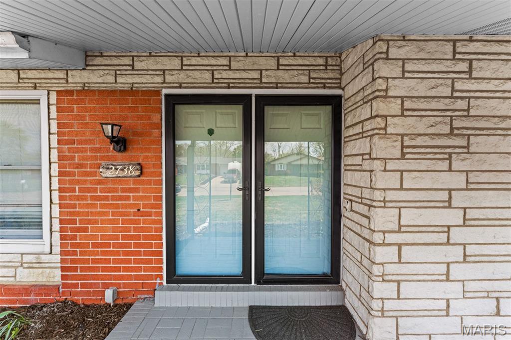 2738 Westminster Drive