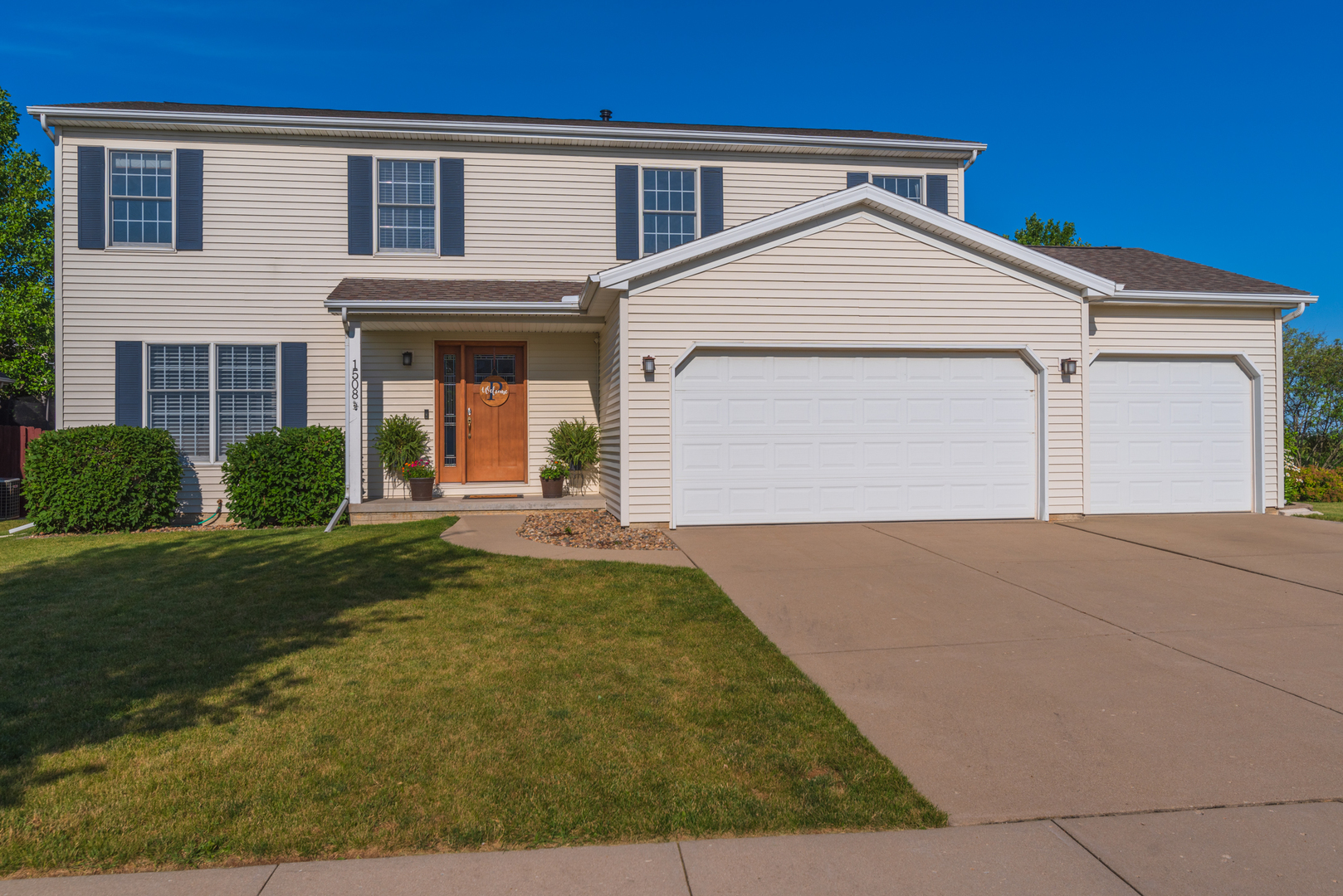 1508 Bay View Lane