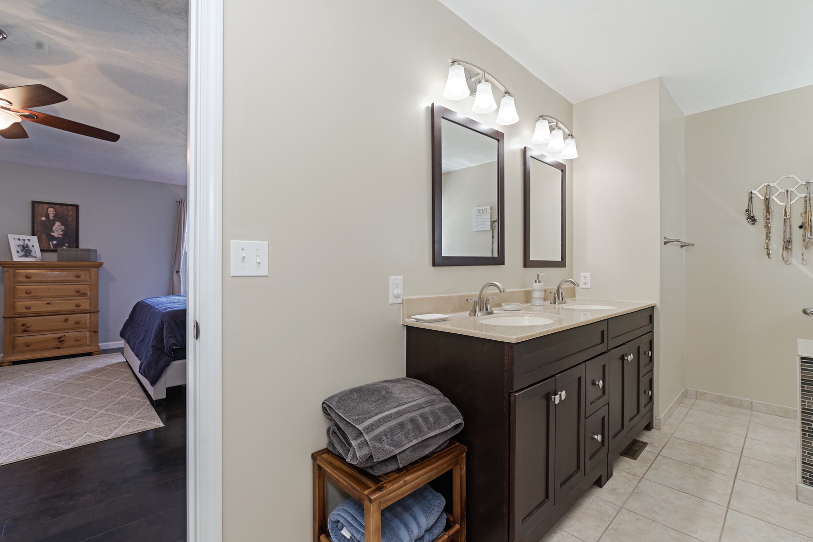 1508 Bay View Lane