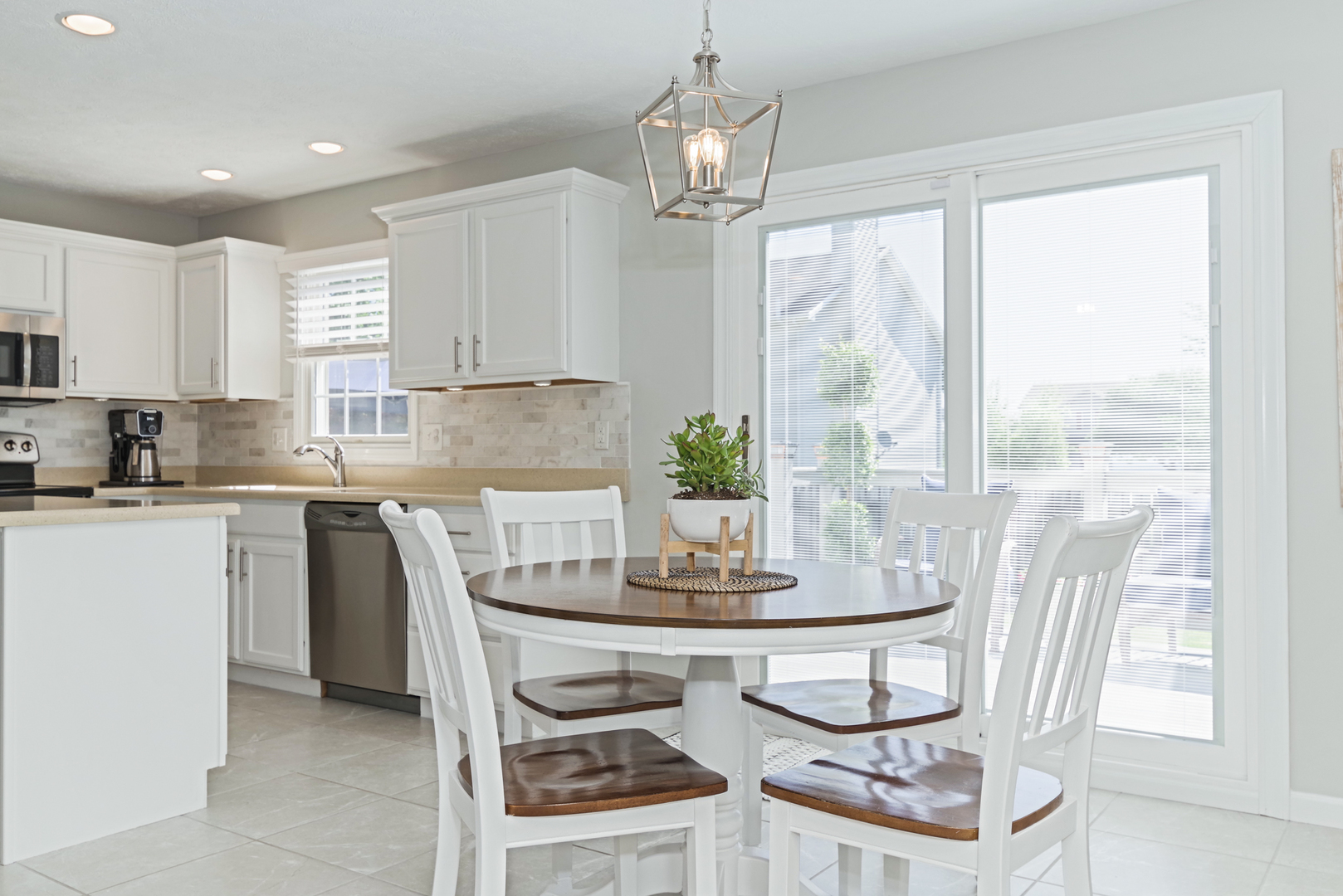 1508 Bay View Lane