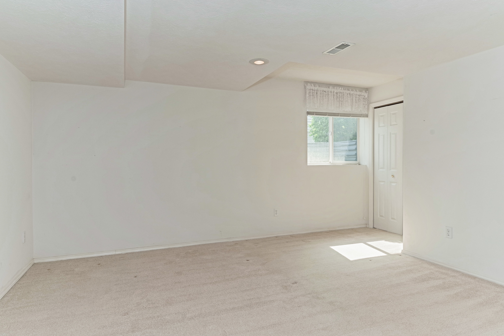 23 Lake Ridge Court