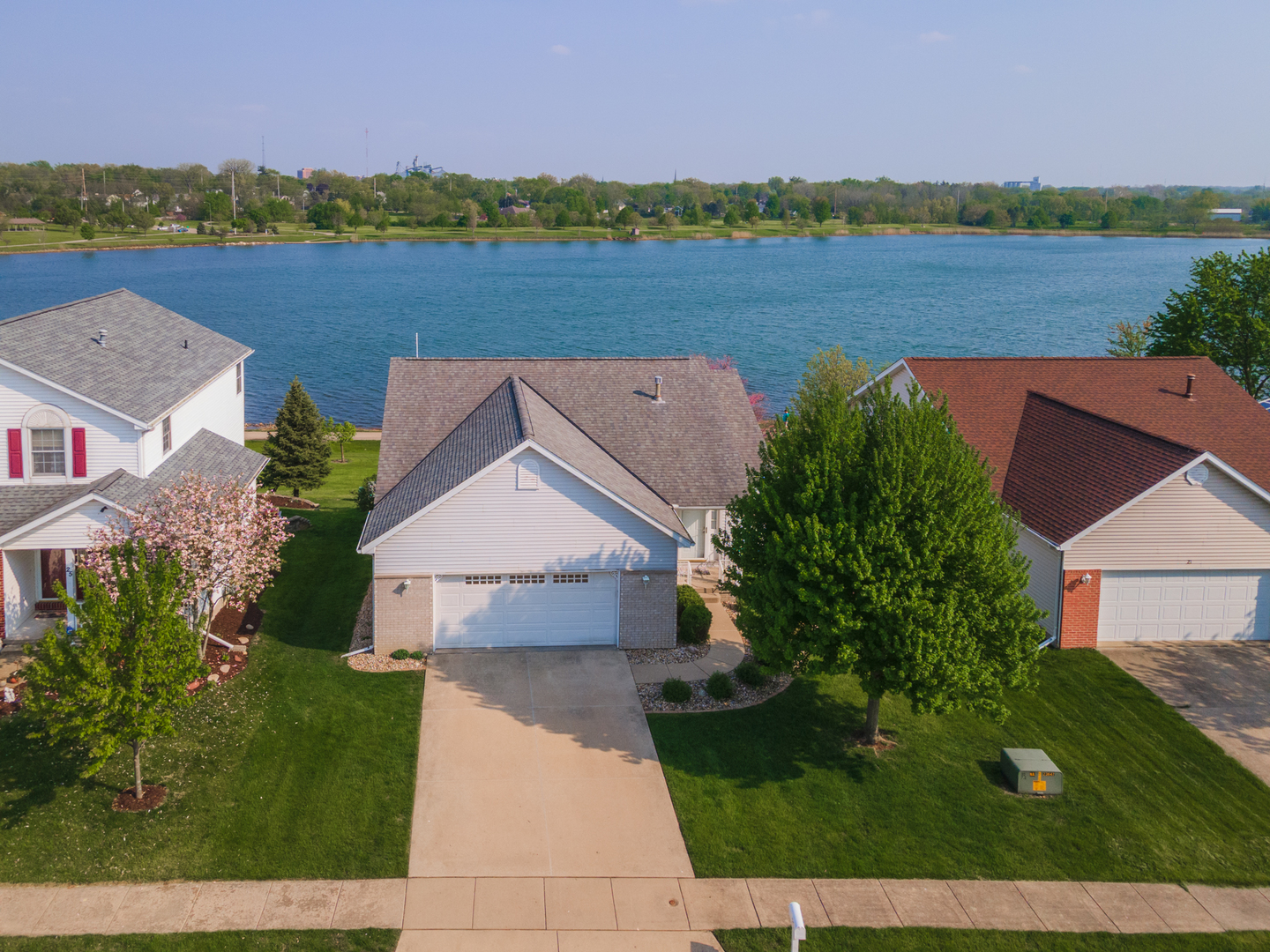 23 Lake Ridge Court