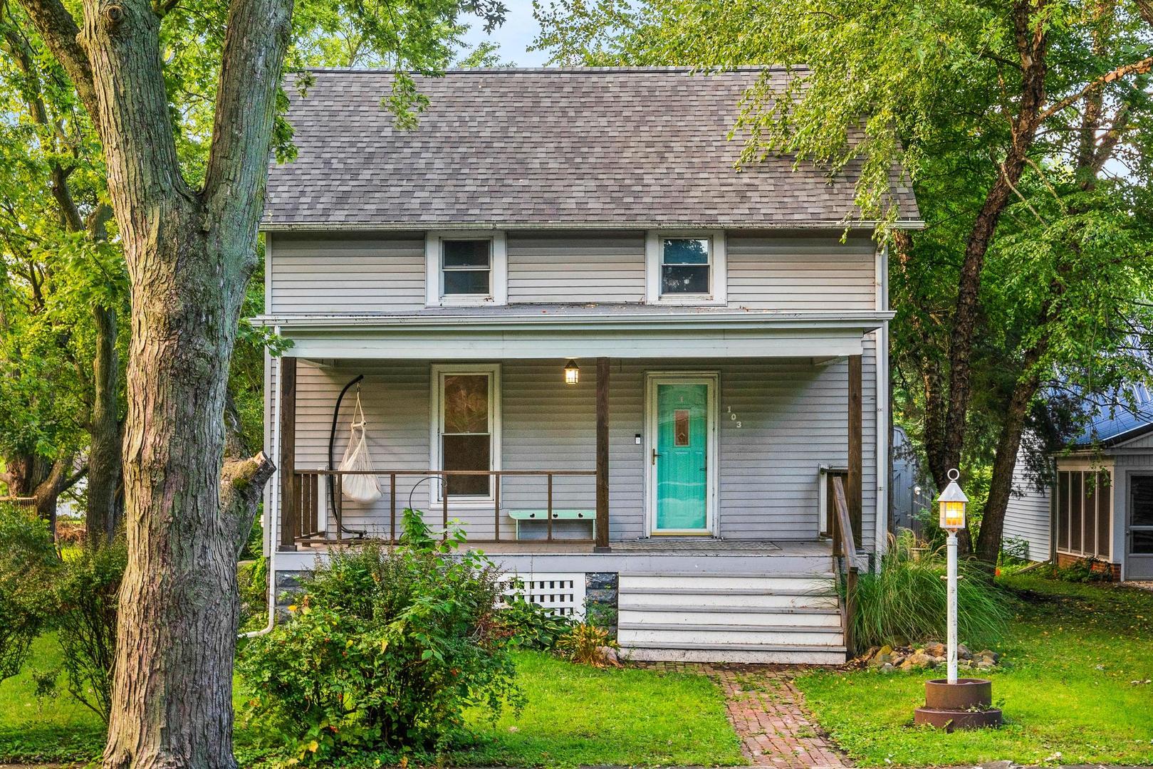 103 E 6th Street