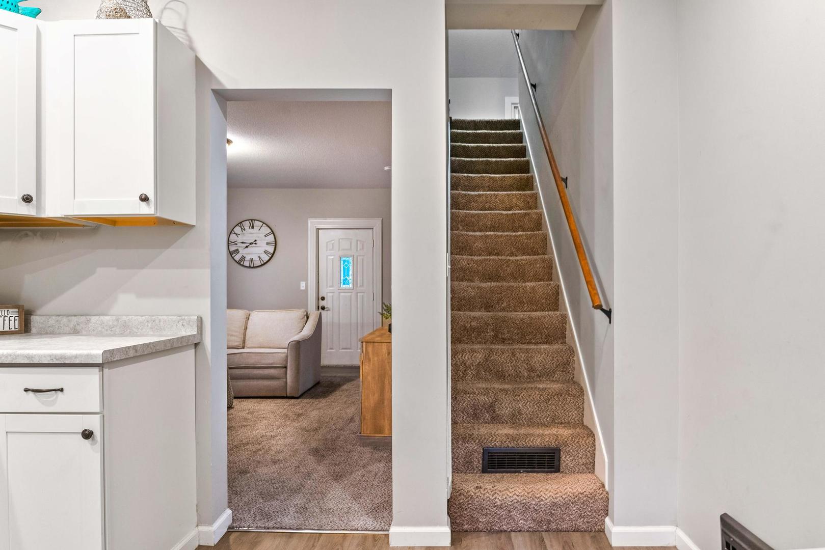 103 E 6th Street