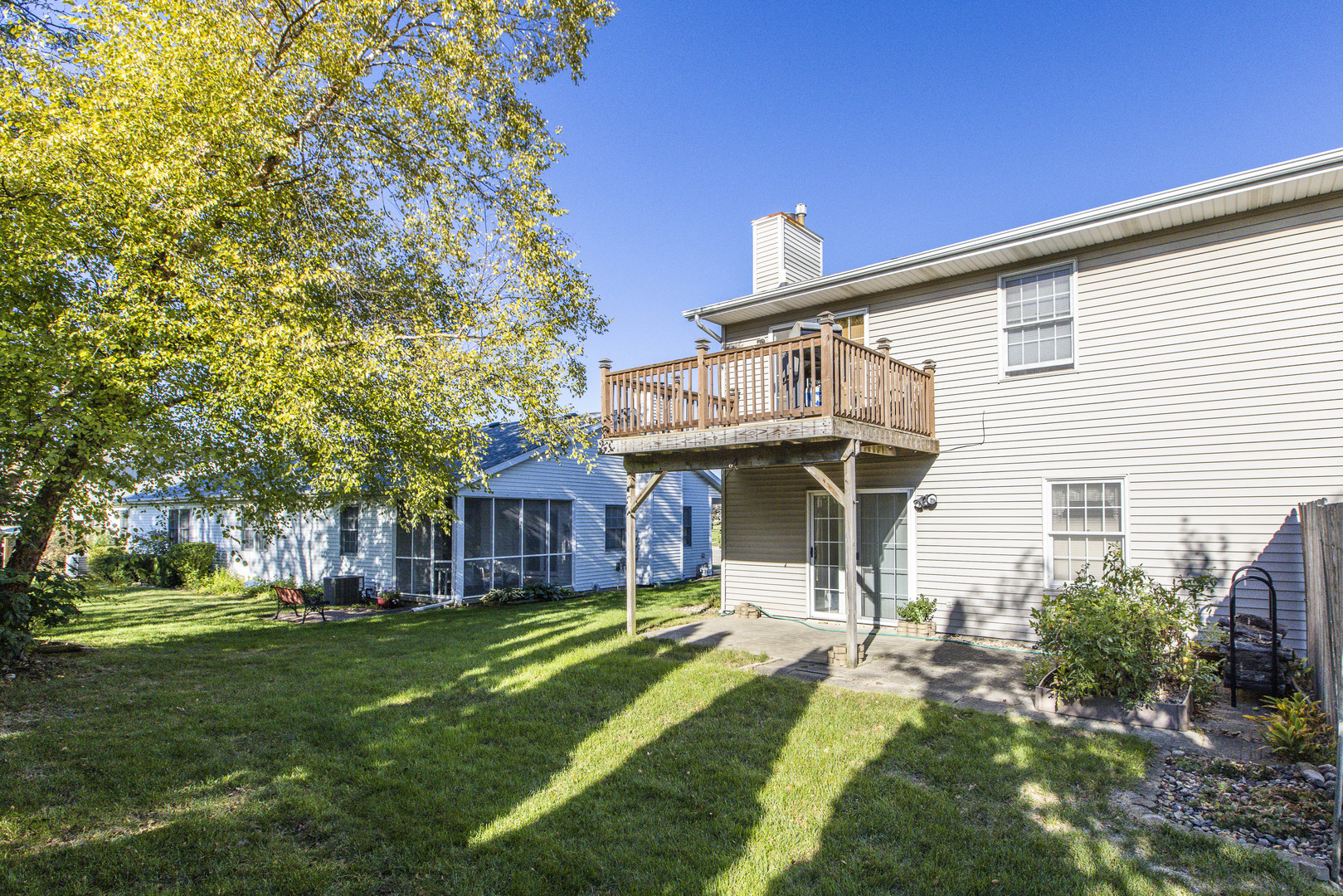 1618 1/2 BEECH Street Unit: 0