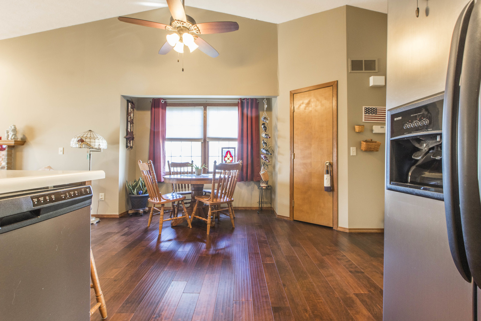 1618 1/2 BEECH Street Unit: 0