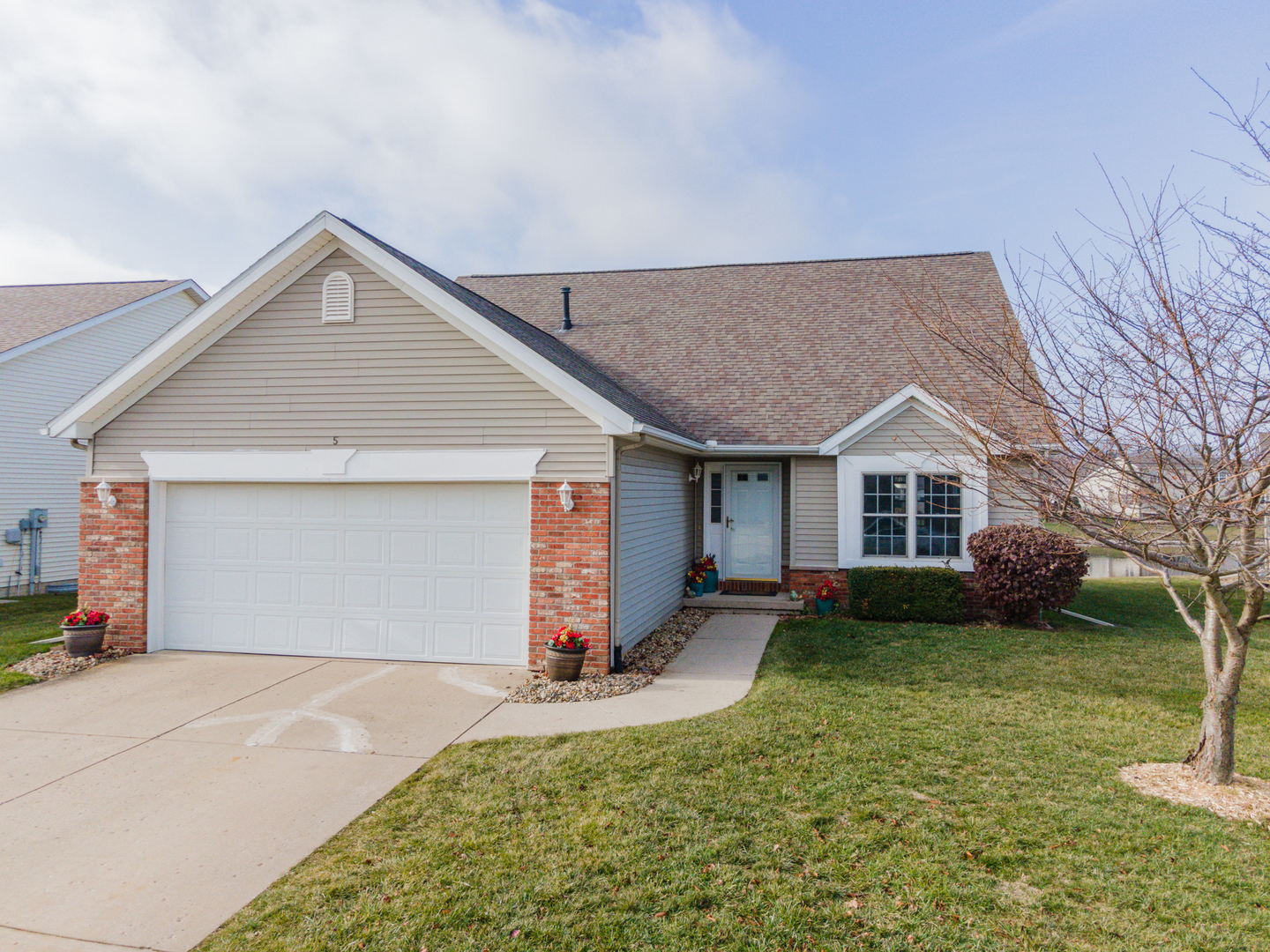 5 Rock Garden Court
