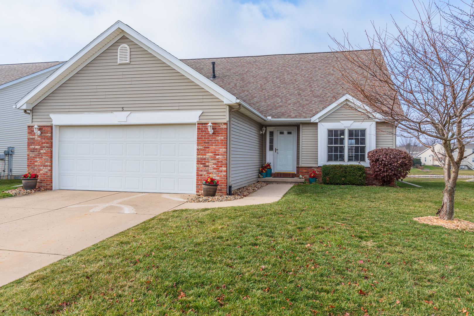 5 Rock Garden Court