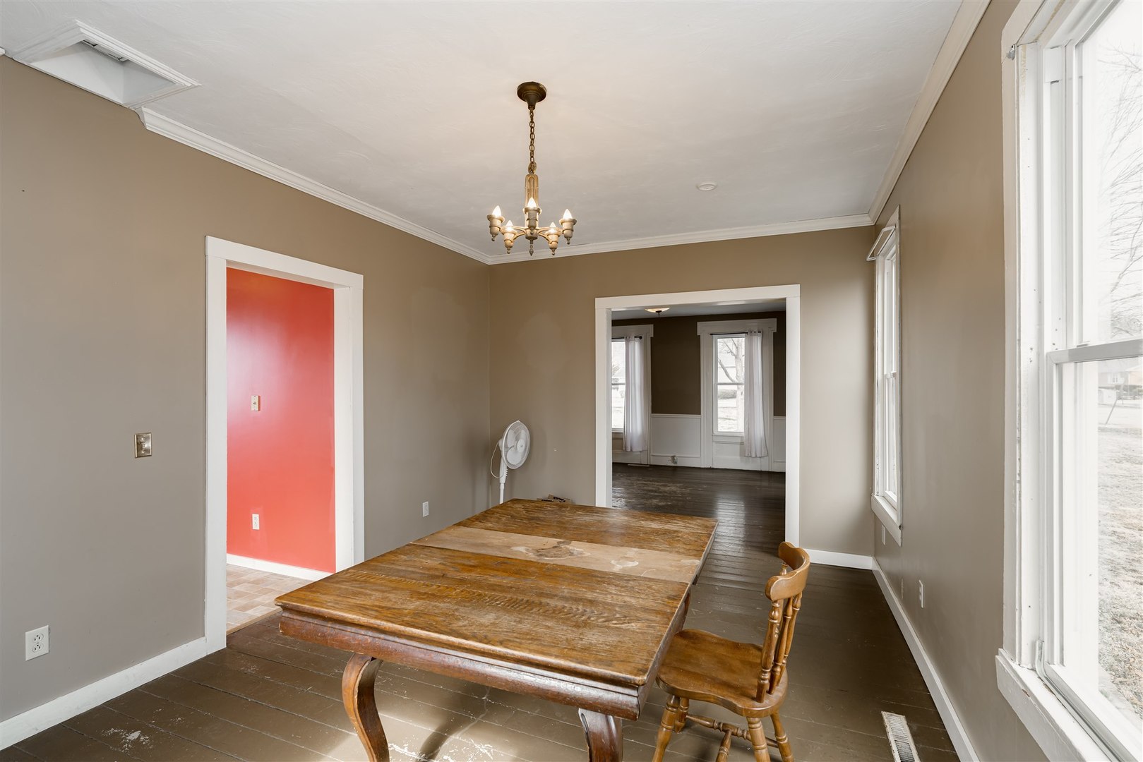 302 W South Street