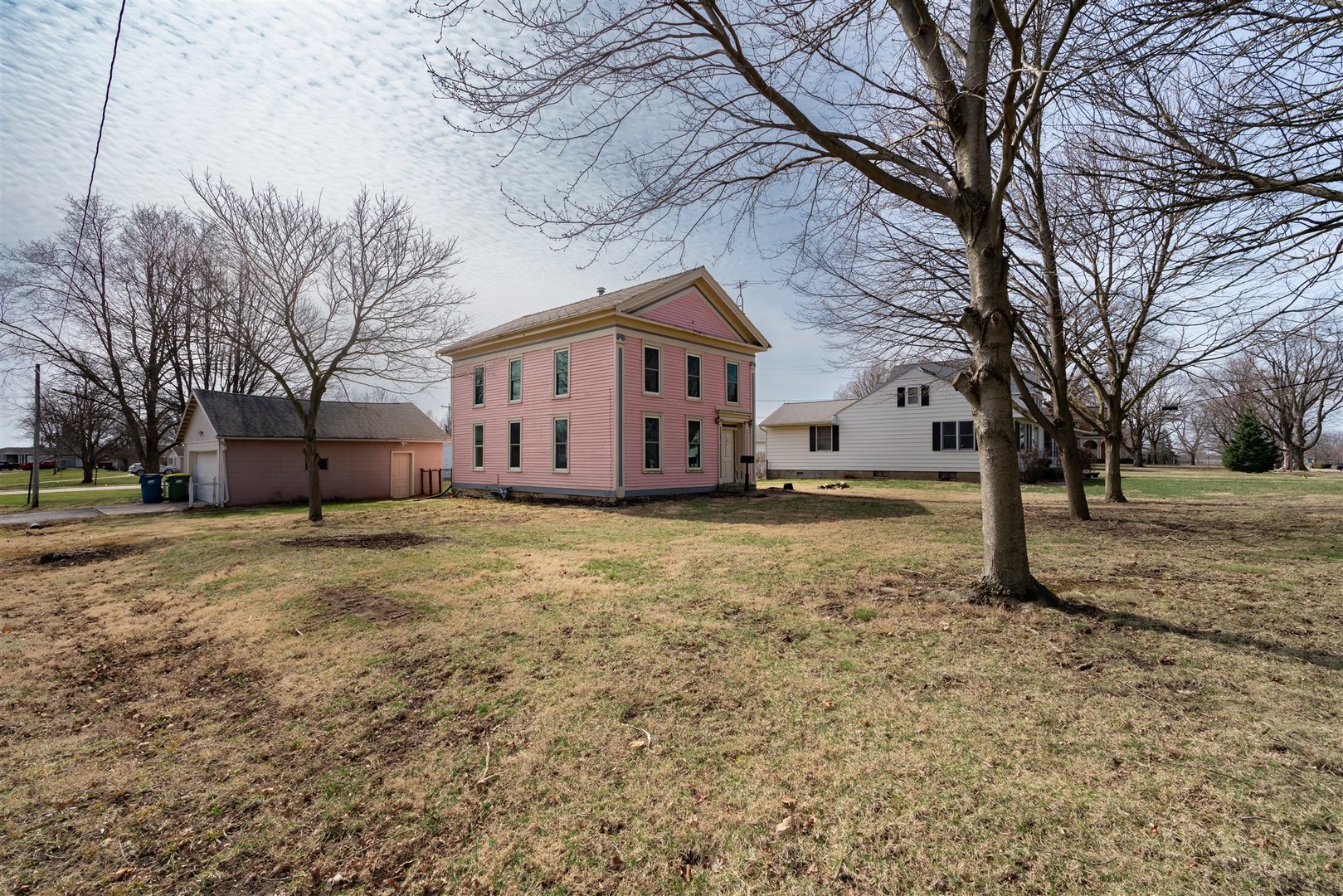 302 W South Street