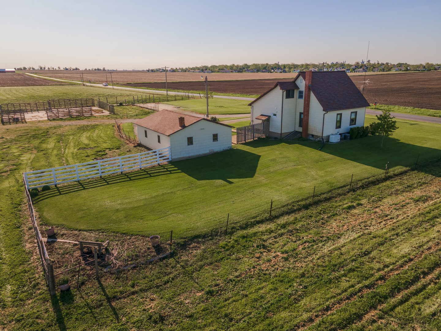 1849 E 900 North Road