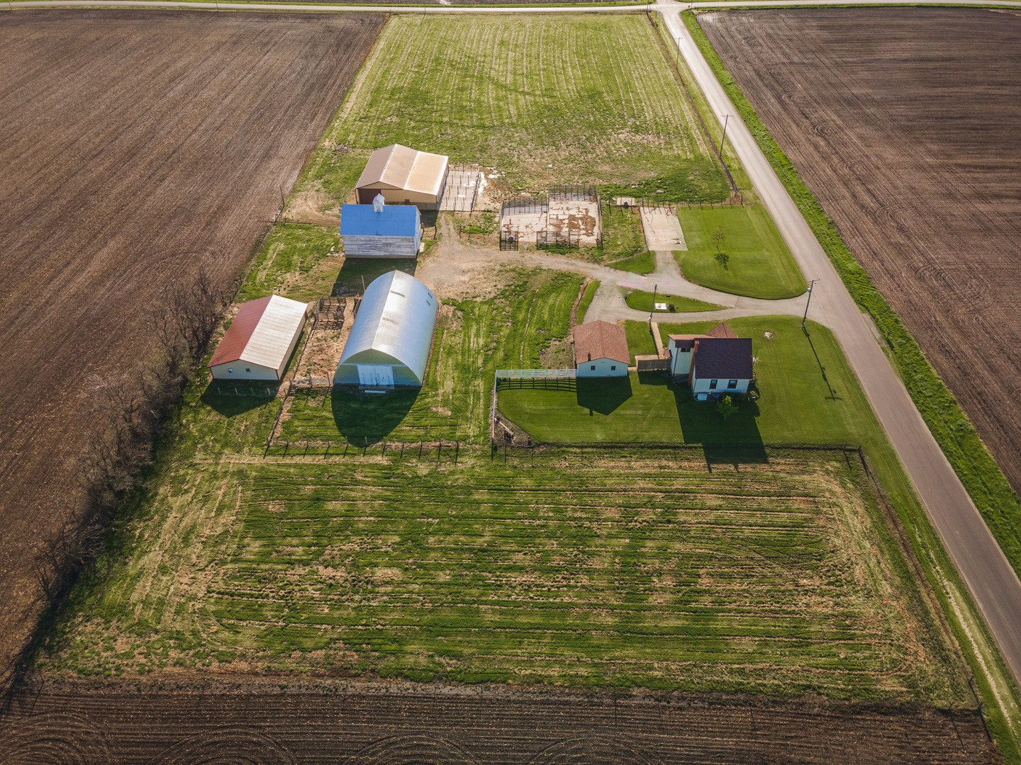 1849 E 900 North Road