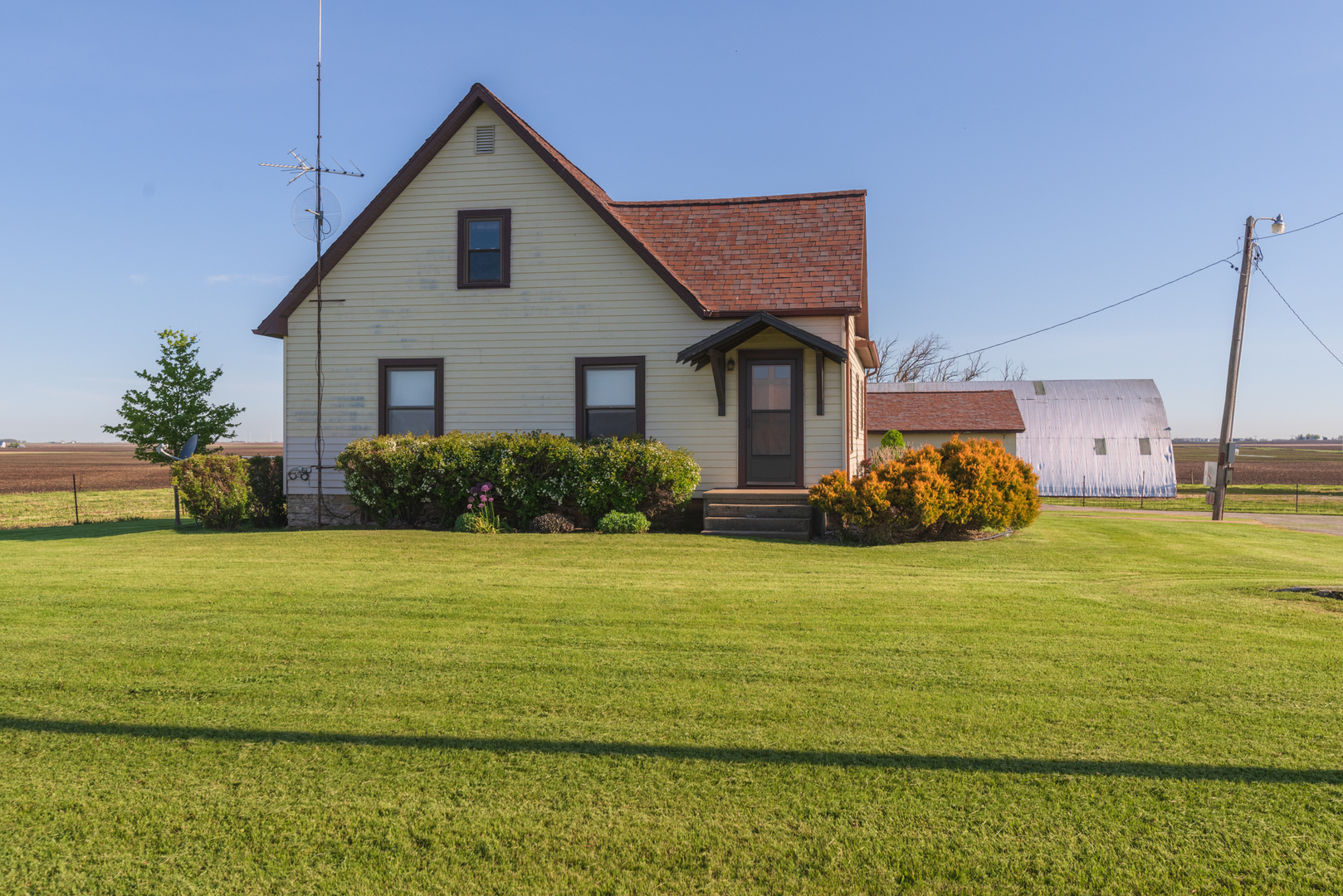 1849 E 900 North Road
