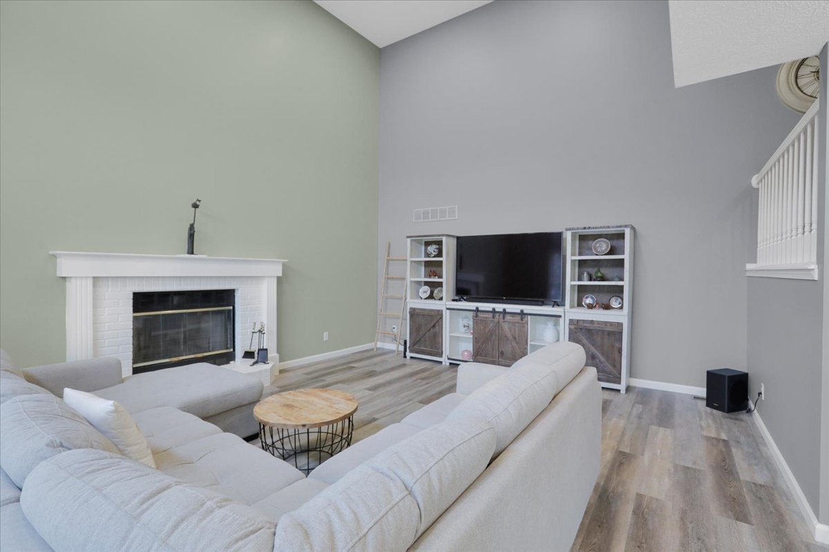 1100 Sterling Glen Cc Court