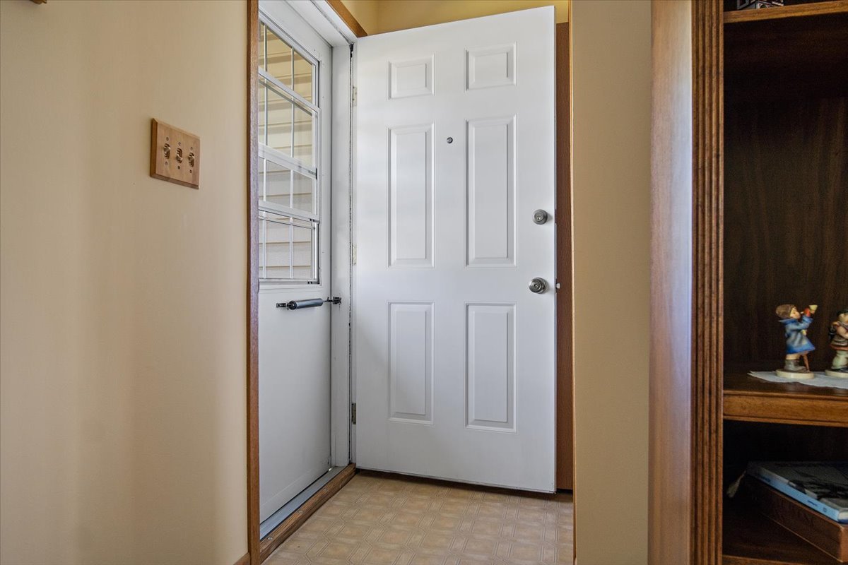5 Ivey Court