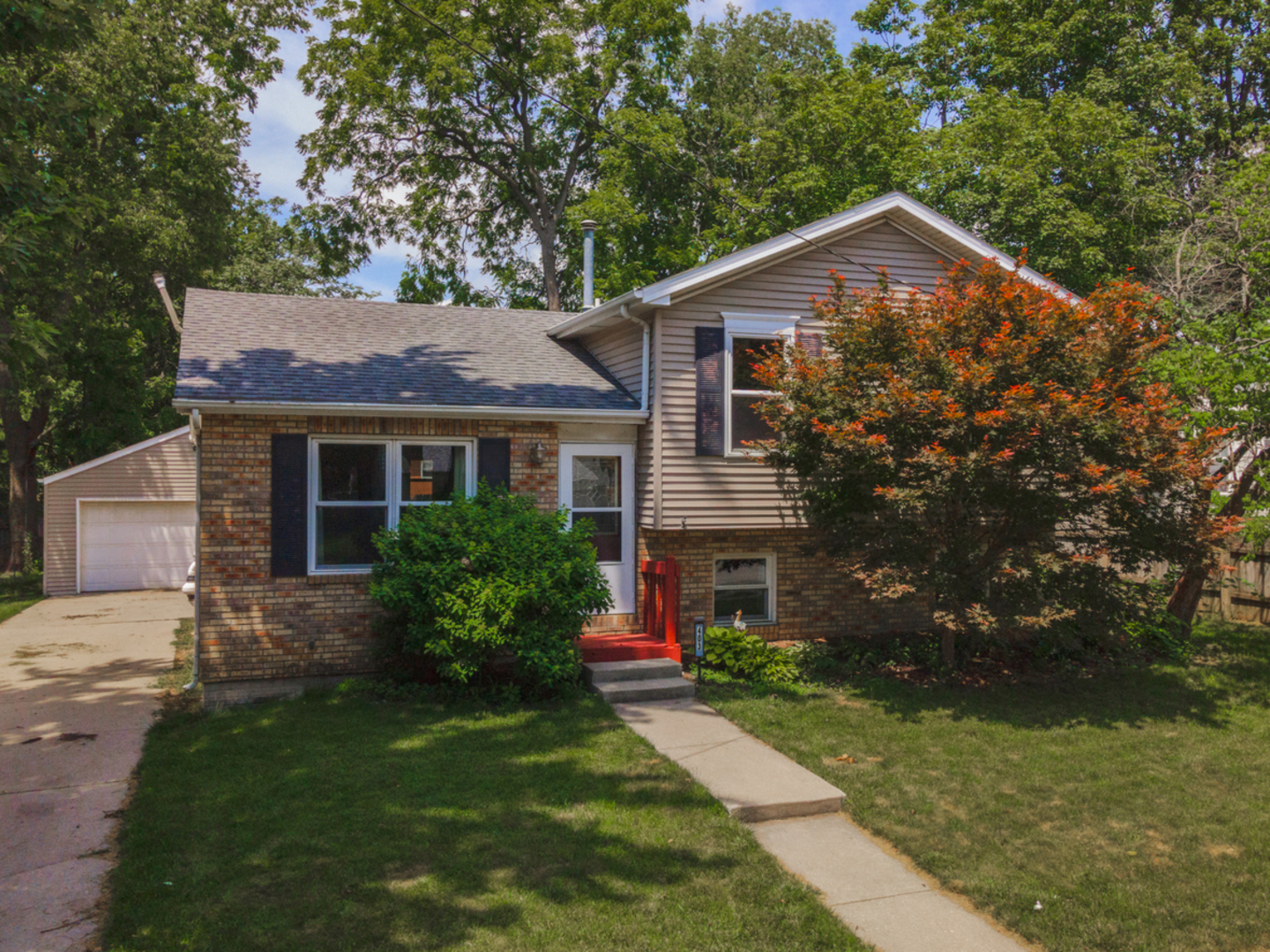 403 S Linden Street
