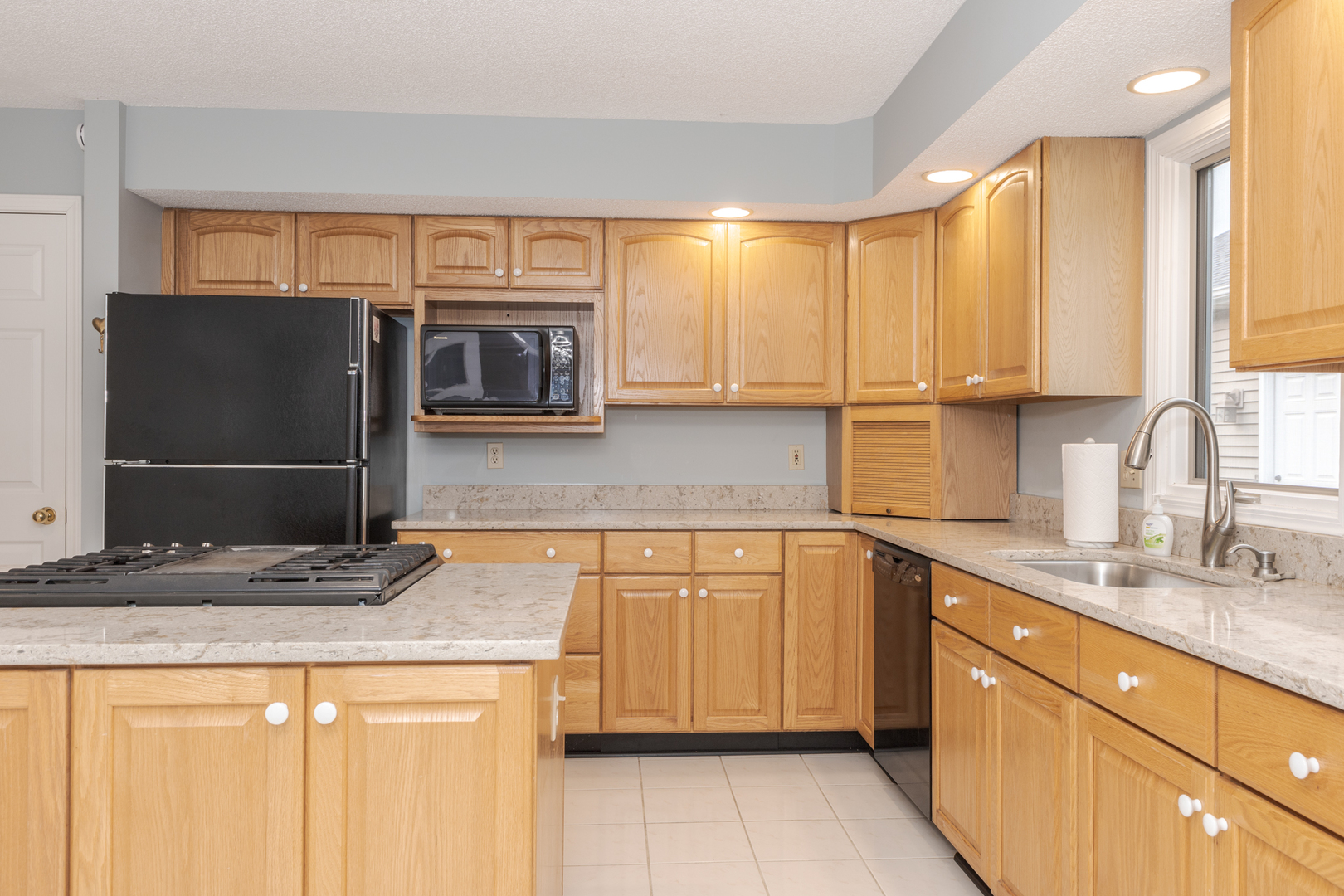 1911 Deer Cove Country Club Court Unit: 2