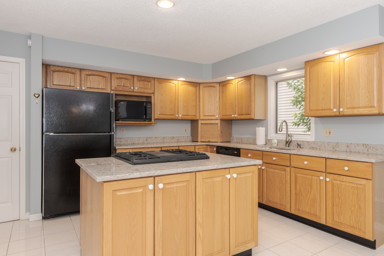 1911 Deer Cove Country Club Court Unit: 2