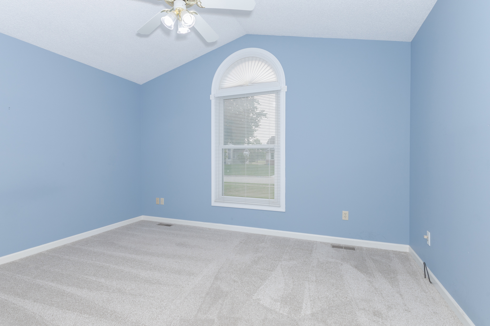 1911 Deer Cove Country Club Court Unit: 2