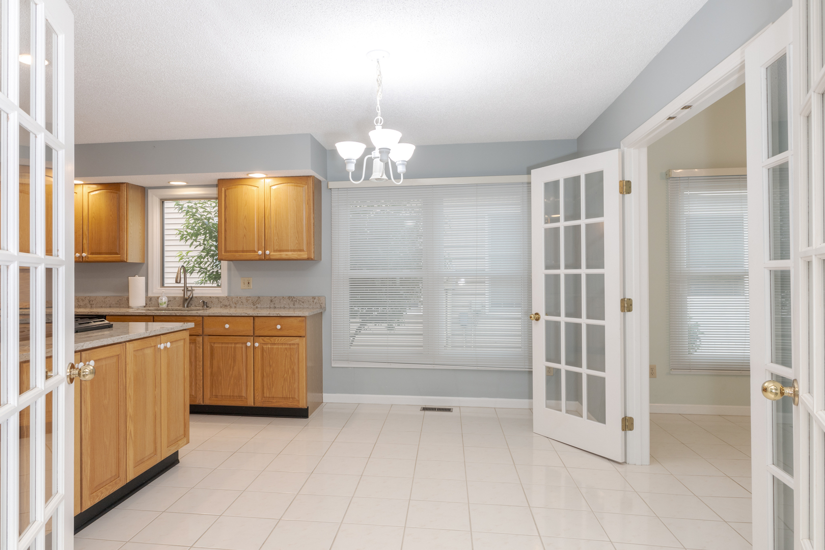 1911 Deer Cove Country Club Court Unit: 2