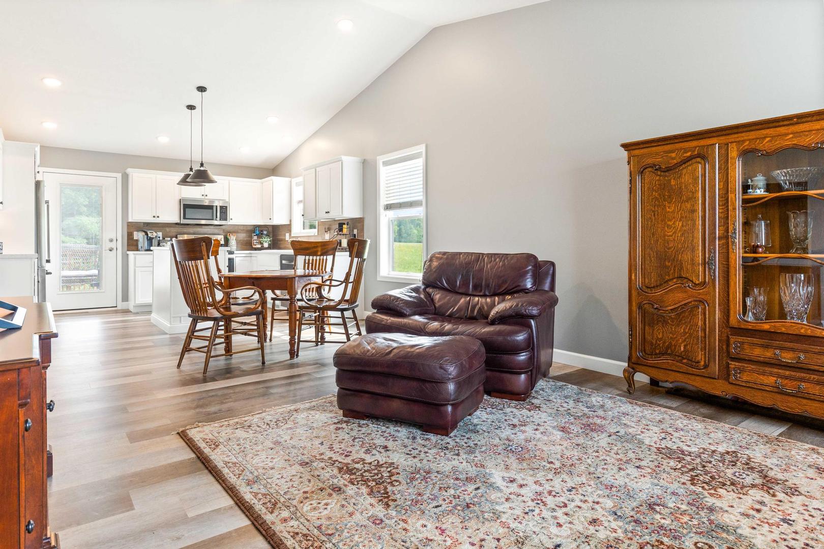 34 Winding Way