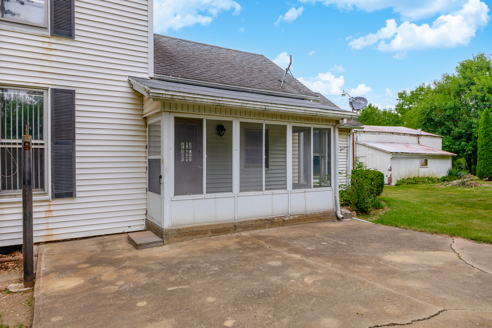 406 W Main Street